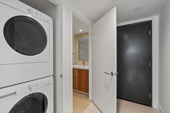 #212 washer/dryer