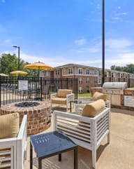 the reserve at bucklin hill clubhouse patio and pool