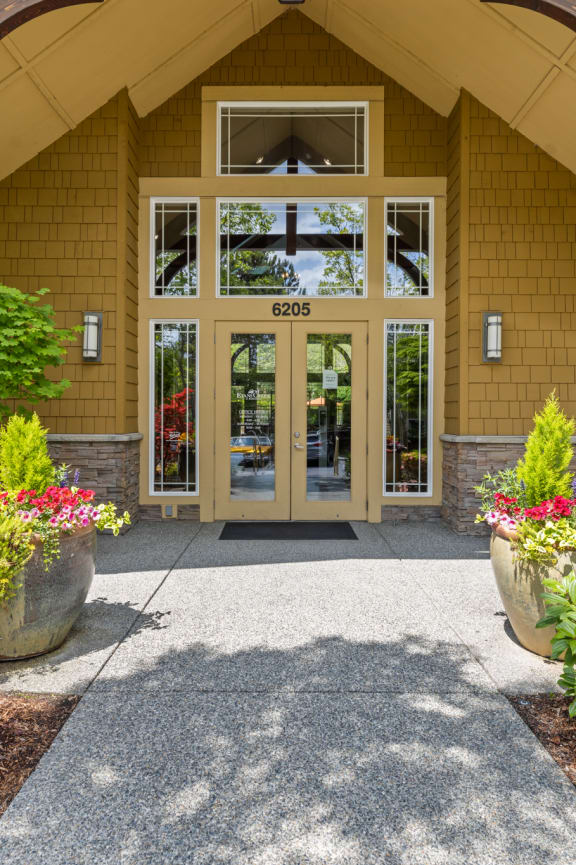 Evans Creek at Woodbridge Apartments in Redmond, WA