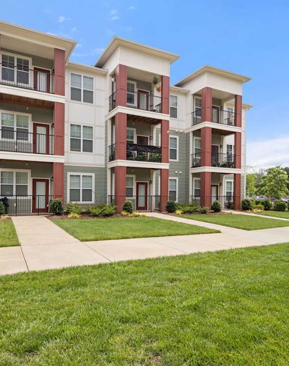 Exterior View of property with walkway at Giddy Hall Apartments, Charlotte, NC