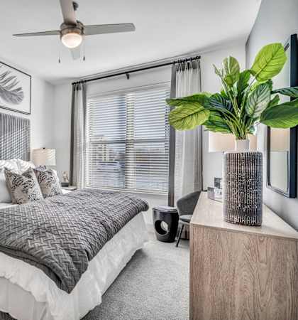 Axis Grand Crossing | Apartments in Grand Prairie, TX