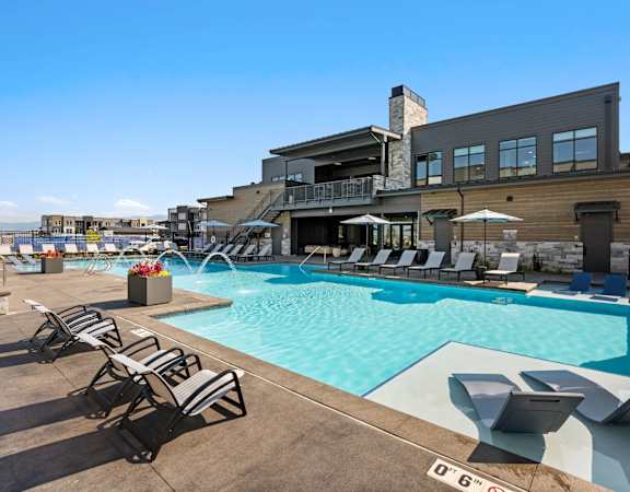 the swimming pool at the resort at governors crossing
