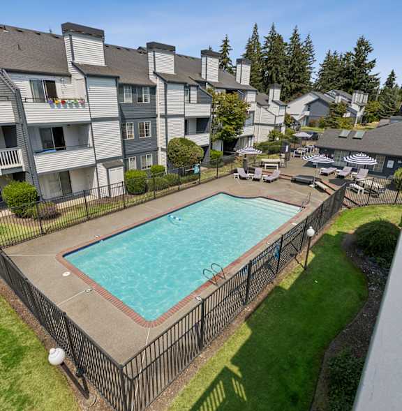 The Lucent Apartments in Tacoma, Washington Clubhouse Lounge
