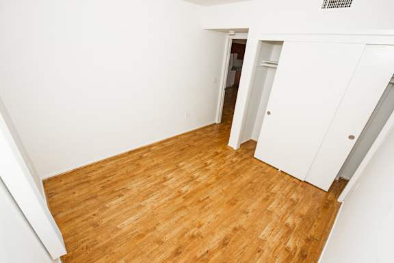 Sample Unit: Room with Closet