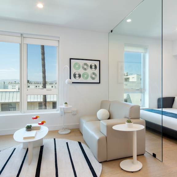 Miles at Harvard - Junior 1 Bedroom with Partition Wall
