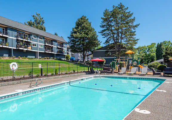 Outdoor swimming pool at Shadow Hills Apartments in Portland, Oregon