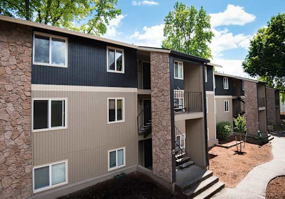 Exterior view of Cedar Lane & Garden Glen in SW Portland