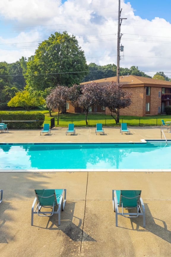Heated Pool at Dover Hills Apartments Kalamazoo MI