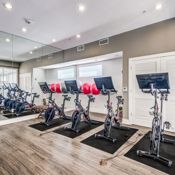 the gym at the preserve at green valley townhomes co