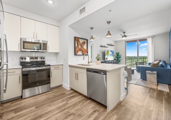 Chef-Inspired Kitchens at Vista Sur Luxury Apartments near Miami