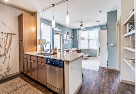 The Boathouse Luxury Lakeside Apartments For Rent In The Colony TX