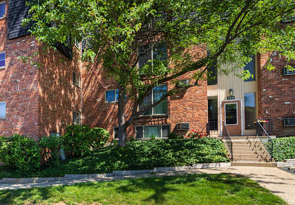 Apartment building exteriors at Romaine Court Apartments in the Oakley neighborhood of Cincinnati, Ohio.
