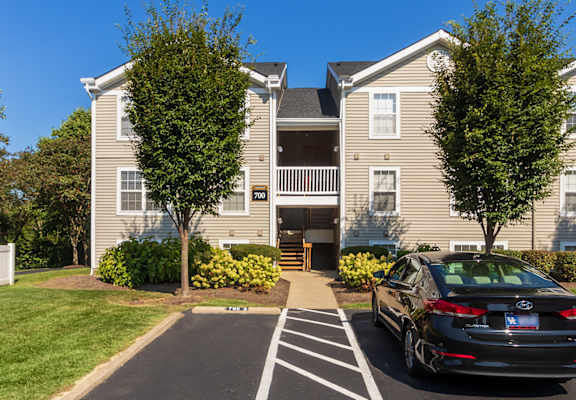 This is a photo of building exteriors/grounds at Trails of Saddlebrook Apartments in Florence, KY.