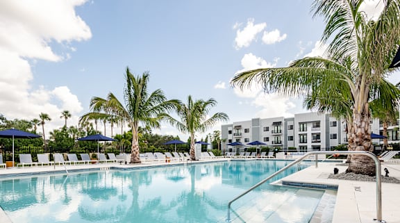Swimming Pool at Marquee Square Apartments in Seminole Heights Tampa FL