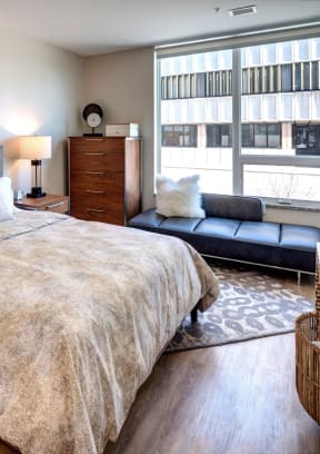 Luxury Apartments in Downtown Kalamazoo, MI - 400 Rose
