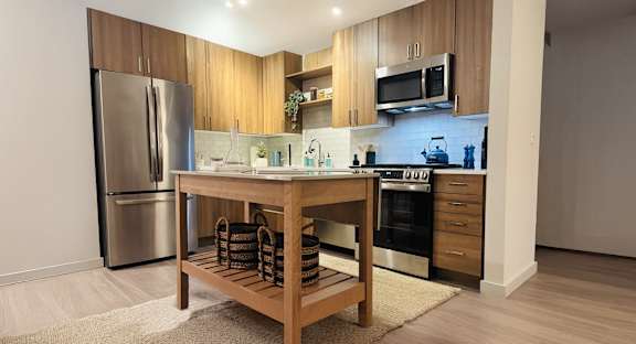 Model Home Gourmet Kitchen with GAS Range Cooking