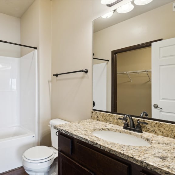 Bathroom with Modern Finishes