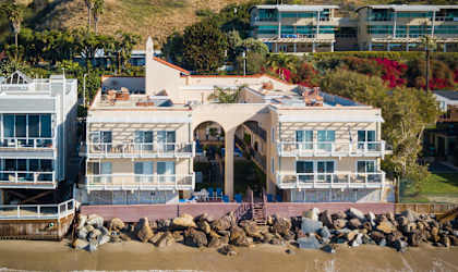 Apartment Building in Malibu