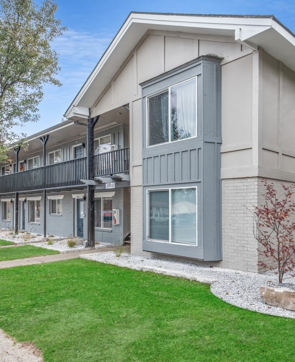 Contact Autumn Ridge Apartment Homes to Schedule a Visit
