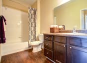 Thumbnail 28 of 44 - Bathroom