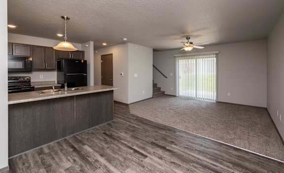 Destination 141 | Apartments in Grimes, IA