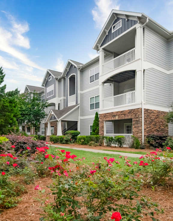 Yard at Ansley at Town Center Apartments, Evans