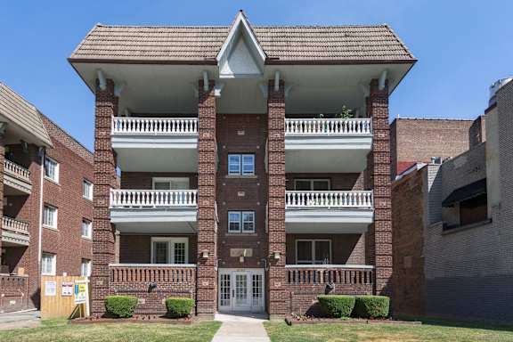 Fairhill Apartments