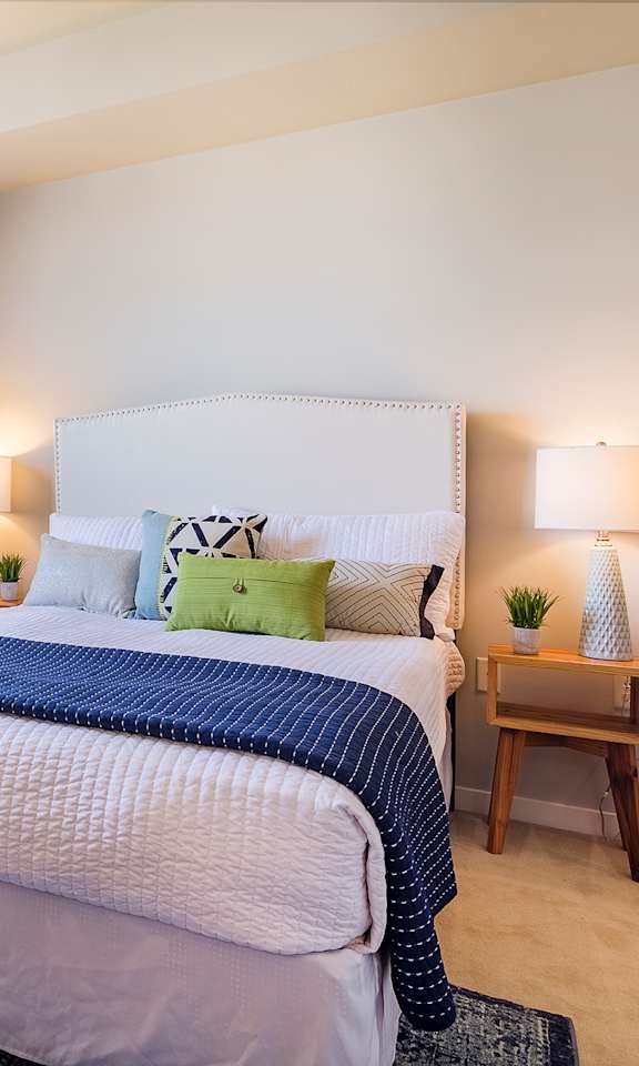 Bedroom With Expansive Windows at Grand Wisconsin, Milwaukee, WI, Wisconsin