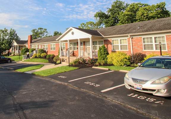 This is a picture of building exteriors at College Woods in Cincinnati, OH