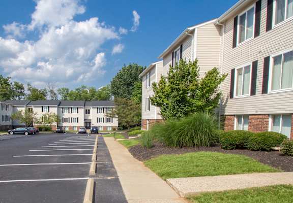 This is a picture of apartment building exteriors at Deer Hill Apartments in Cincinnati Ohio.