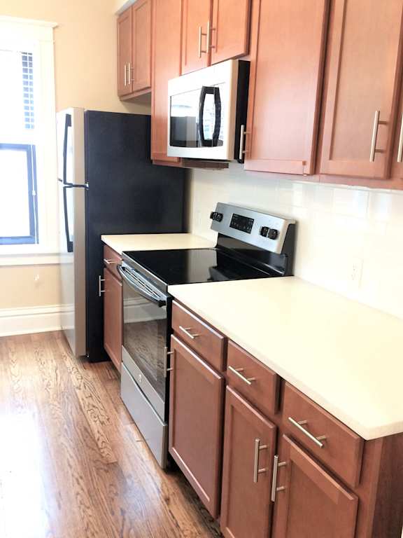 812 Eastgate Kitchen