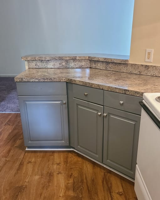 kitchen counter at Granite Heights Apartment Homes, Chattanooga, 37406