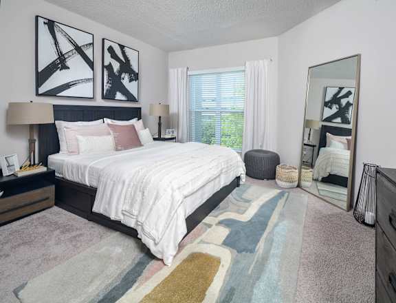 Bedroom at the Citizen at Shirlington