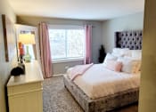 Thumbnail 16 of 45 - large bedroom