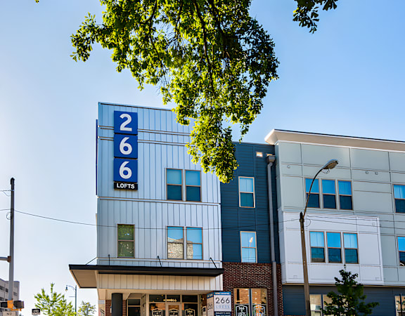 the building where the hotel is located