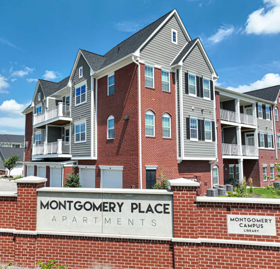Montgomery Place Monument Sign at Montgomery Place Apartments, Montgomery, IL, 60538