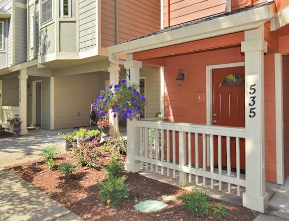 Calico Place exterior