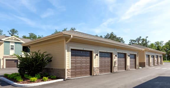 Garages at Integra 360 Apartments, Florida