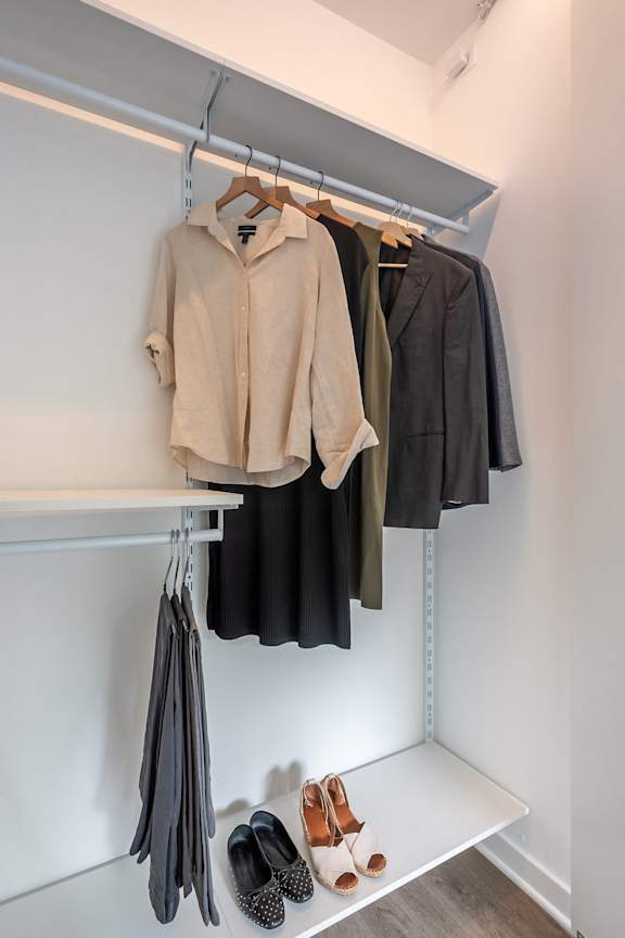 Walk In Closet at Essen Apartments, Virginia