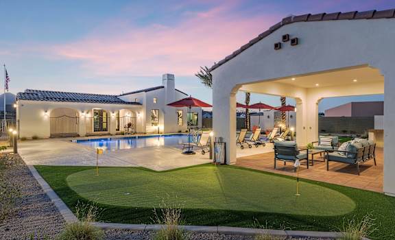 Putting Green Area at Pillar at Fountain Hills