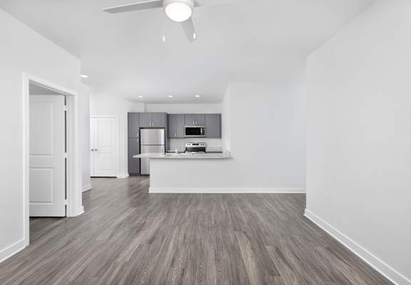 Spacious apartments at Jackson Palms Affordable Apartments in Jacksonville FL