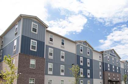 A large apartment complex is advertising a limited time special offer.