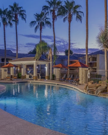 Arrowhead Landing Apartments - Resort-style pool