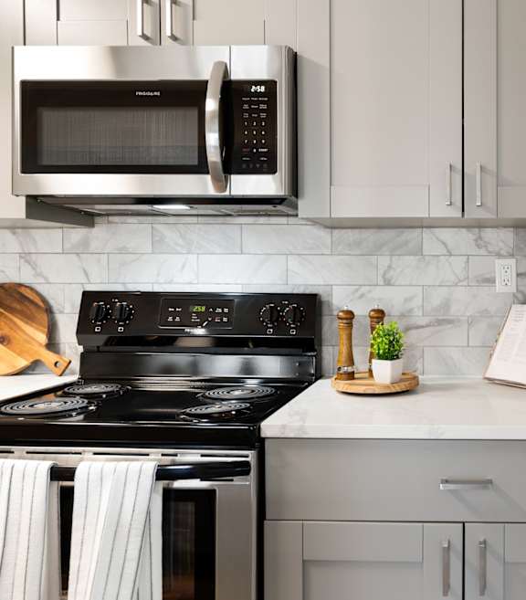 Modern Kitchen at Station Heights Apartments in Alpharetta, GA, 30022