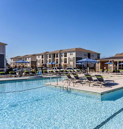 the pool at the preserve at polk apartments ga