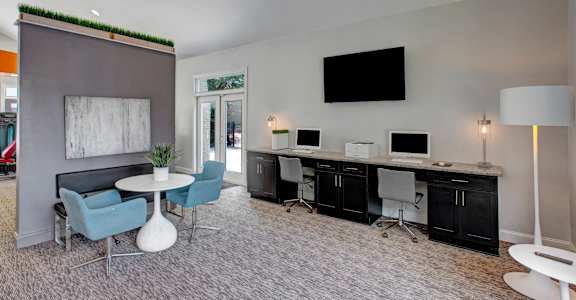 Business Center at Dunwoody Glen in Dunwoody, GA, 30360