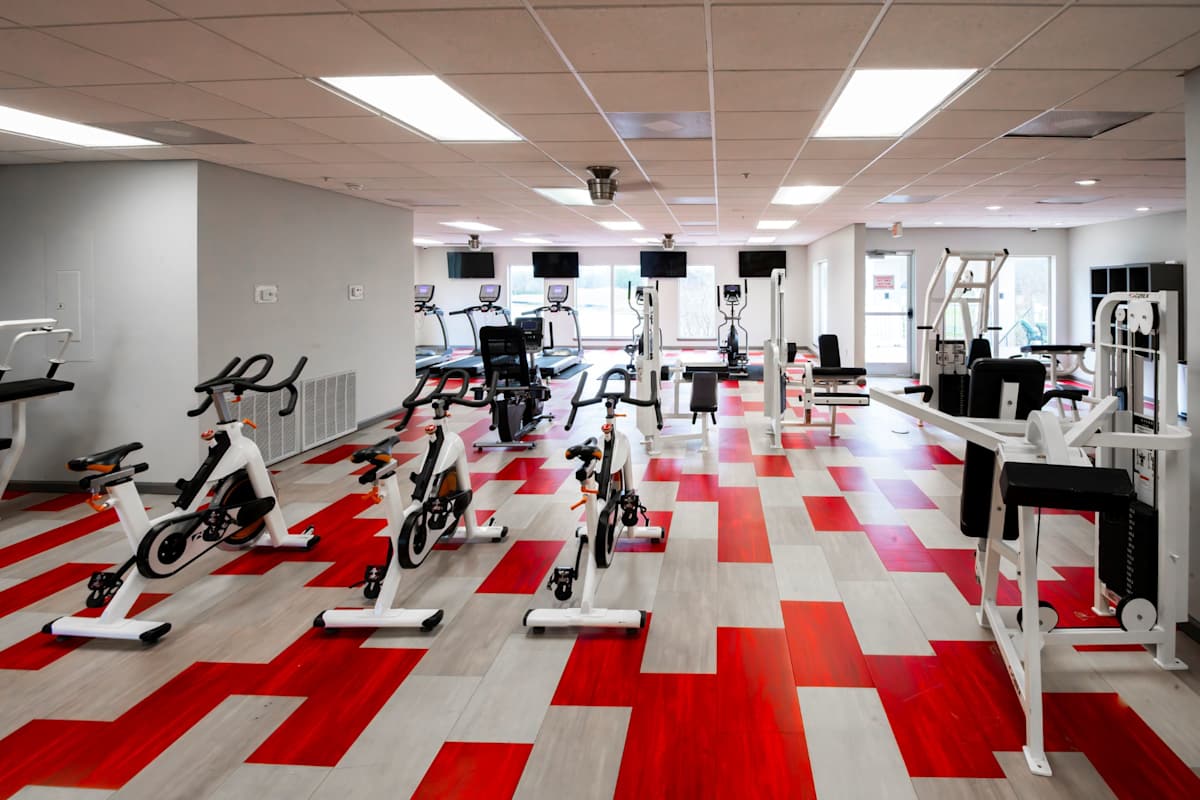 Park at Forest Hill fitness center with spin bikes - Memphis, TN