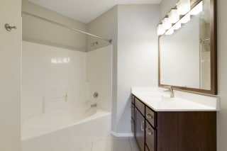 Full Size Bath Tub Full Size Bath Tub at Waterstone Place, Minnetonka, 55305