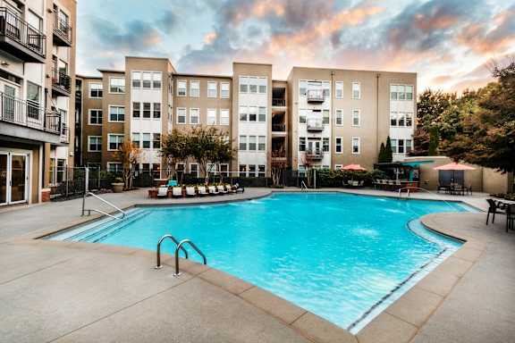 Swimming pool at Mariposa Lofts, Atlanta, 30307