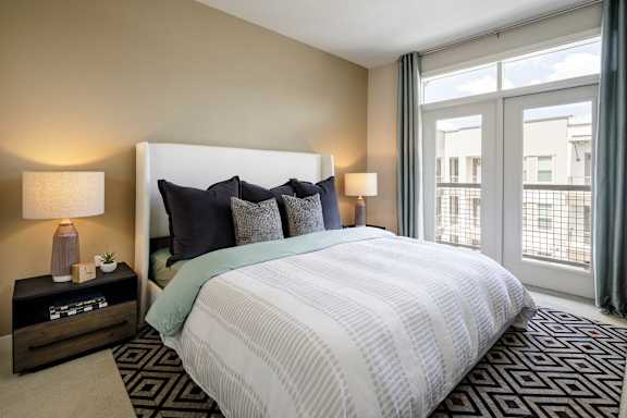 Large Bed at The Baldwin at St. Paul Square, San Antonio, TX, 78205